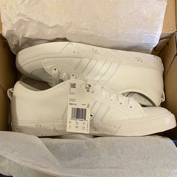 Adidas Nizza Solo Logo Print sneaker, men’s 10 - Picture 2 of 7